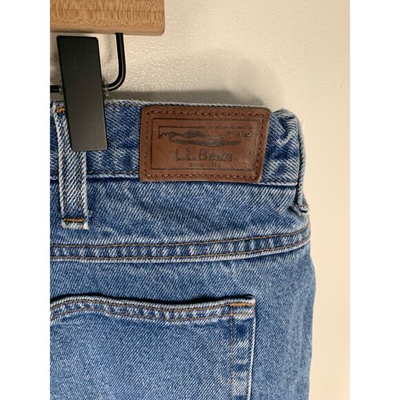 L.L.Bean Mens Comfort Waist Jeans Size 44x32 Blue Denim 100% Cotton - Picture 4 of 6